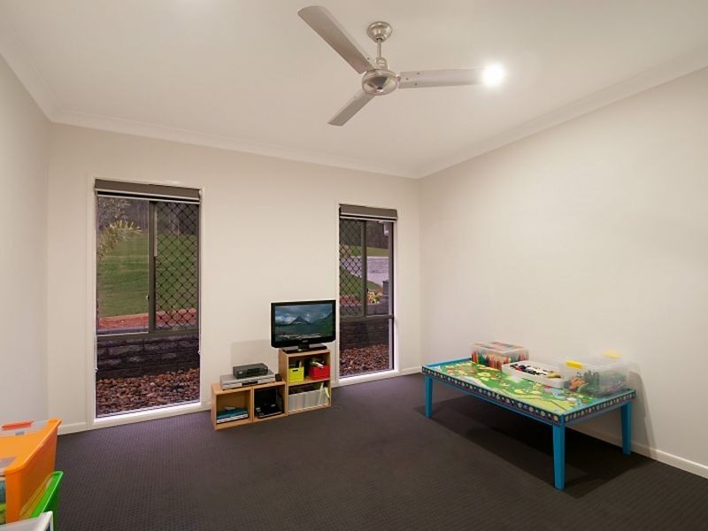 37 Yarrayne Valley Drive, Upper Coomera QLD 4209