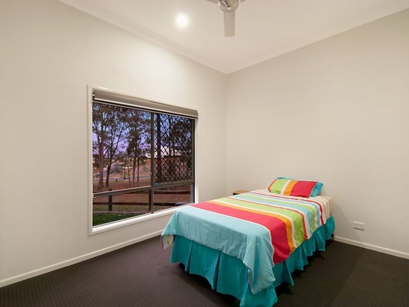 37 Yarrayne Valley Drive, Upper Coomera QLD 4209