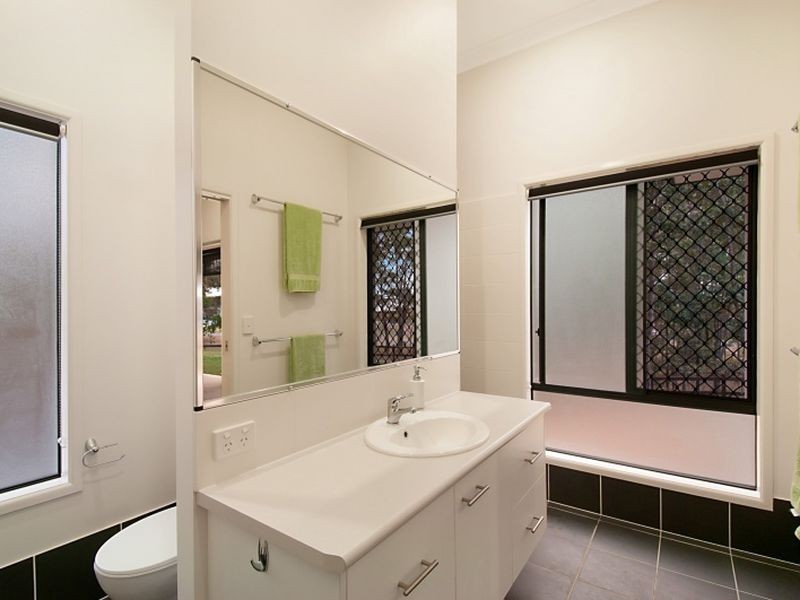 37 Yarrayne Valley Drive, Upper Coomera QLD 4209