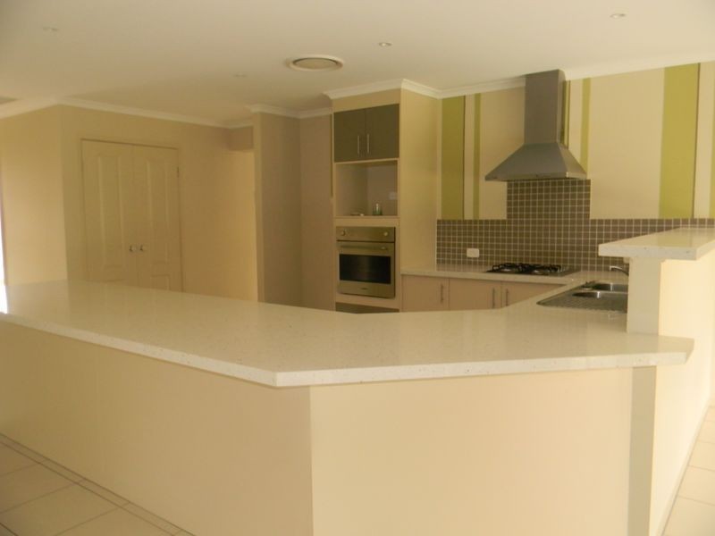 22 Greenleaf Street, Upper Coomera QLD 4209