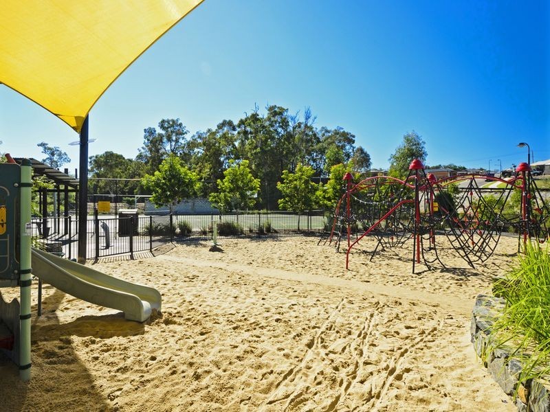 10 Barrington Street, Upper Coomera QLD 4209