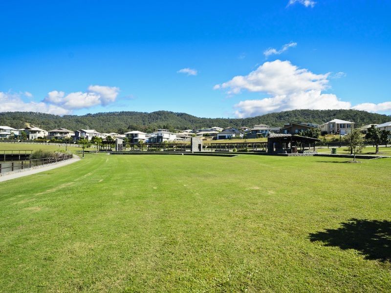 10 Barrington Street, Upper Coomera QLD 4209