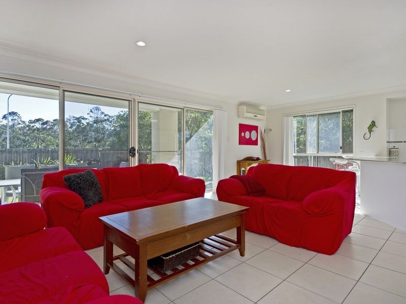 2/1 Gannon Way, Upper Coomera QLD 4209