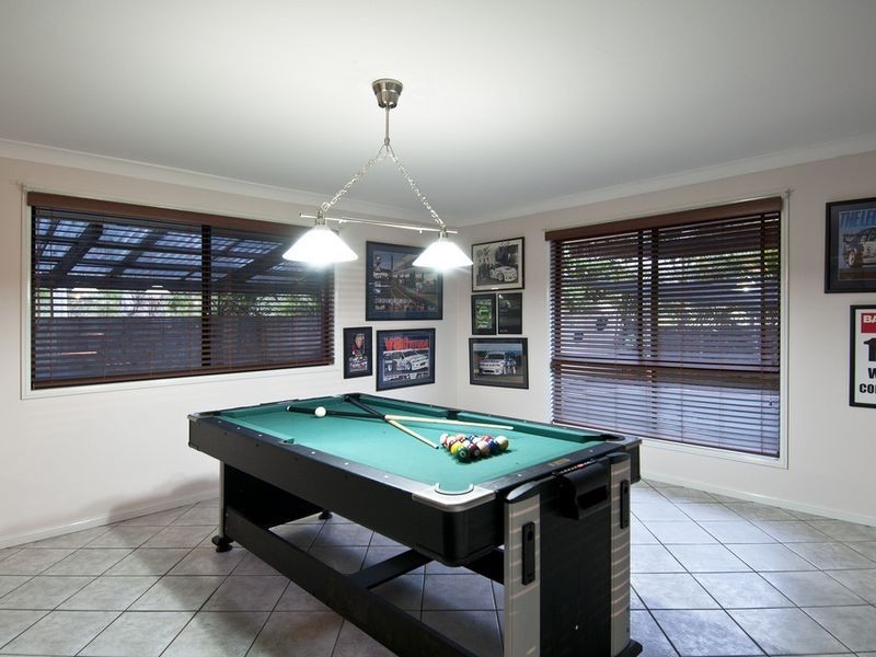 1 Blueash Crescent, Oxenford QLD 4210