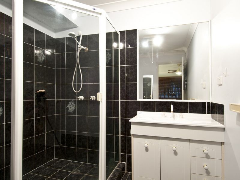 1 Blueash Crescent, Oxenford QLD 4210