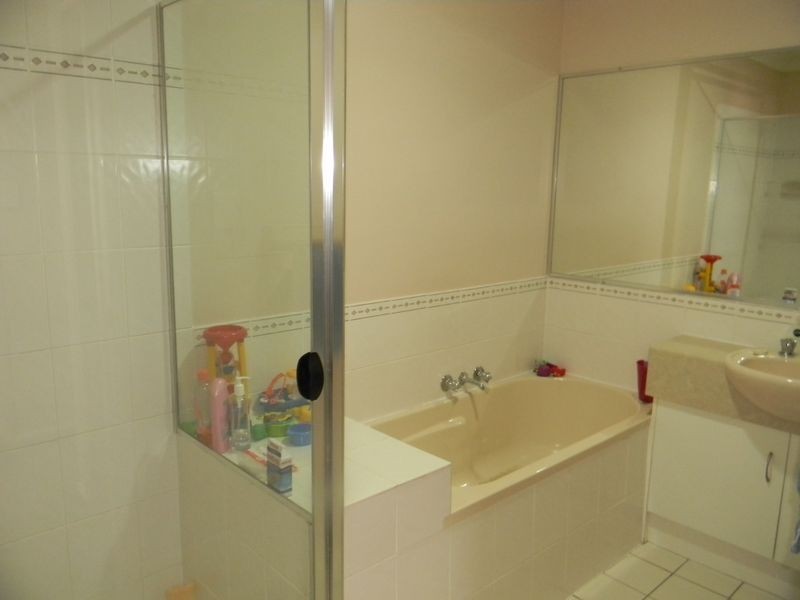 2/15 Sandhurst Street, Upper Coomera QLD 4209