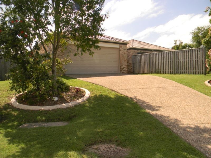 2/15 Sandhurst Street, Upper Coomera QLD 4209