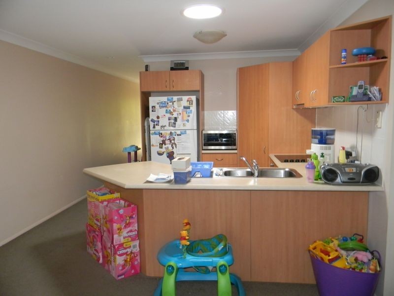 2/15 Sandhurst Street, Upper Coomera QLD 4209