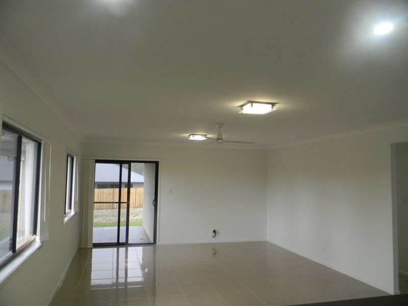 5 Millpond Court, Upper Coomera QLD 4209