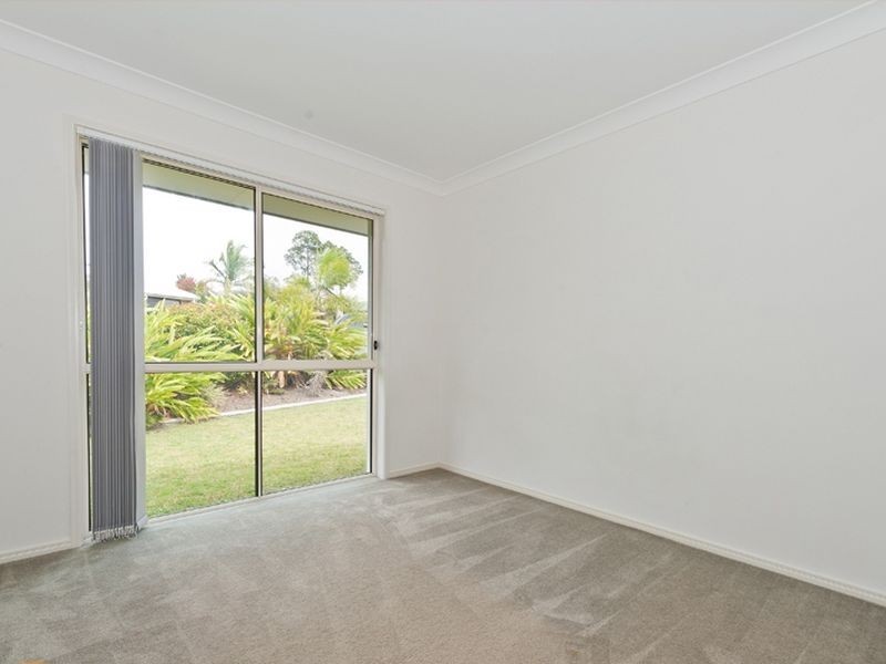 9 Sailaway Court, Coomera Waters QLD 4209