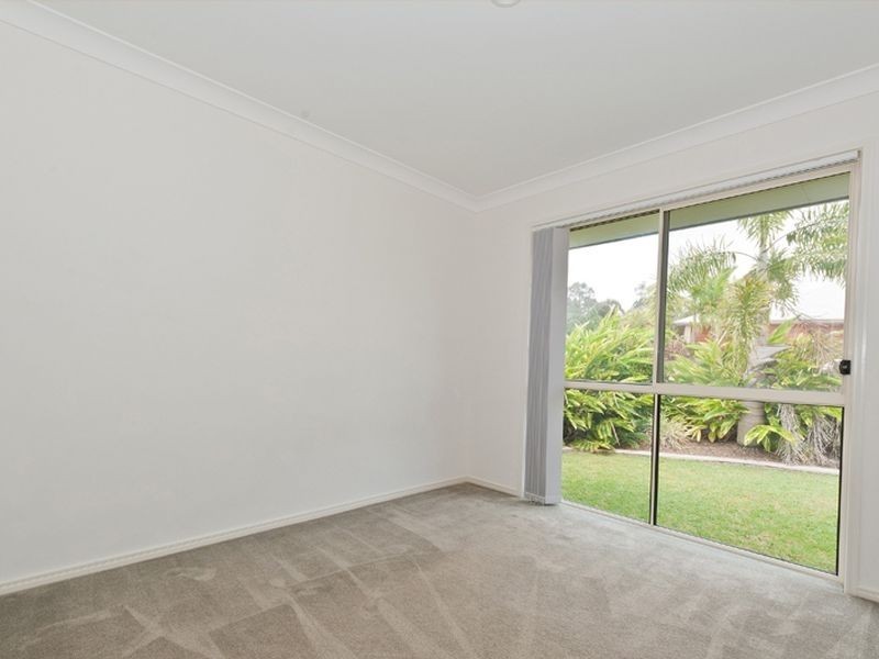 9 Sailaway Court, Coomera Waters QLD 4209