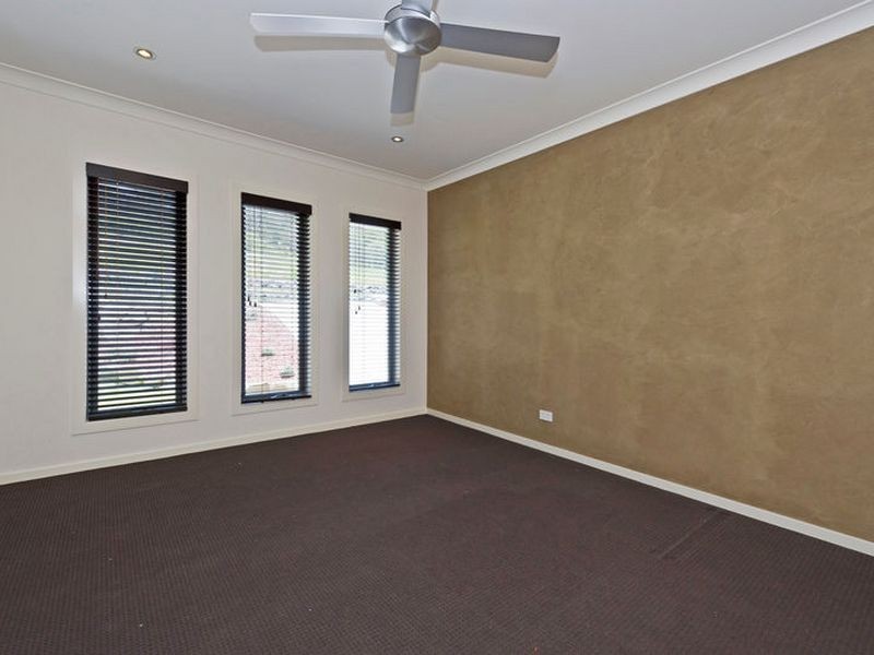 23 Yarrayne Valley Drive, Upper Coomera QLD 4209