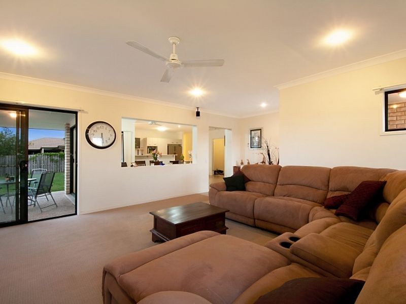 3 Reagan Close, Pimpama QLD 4209