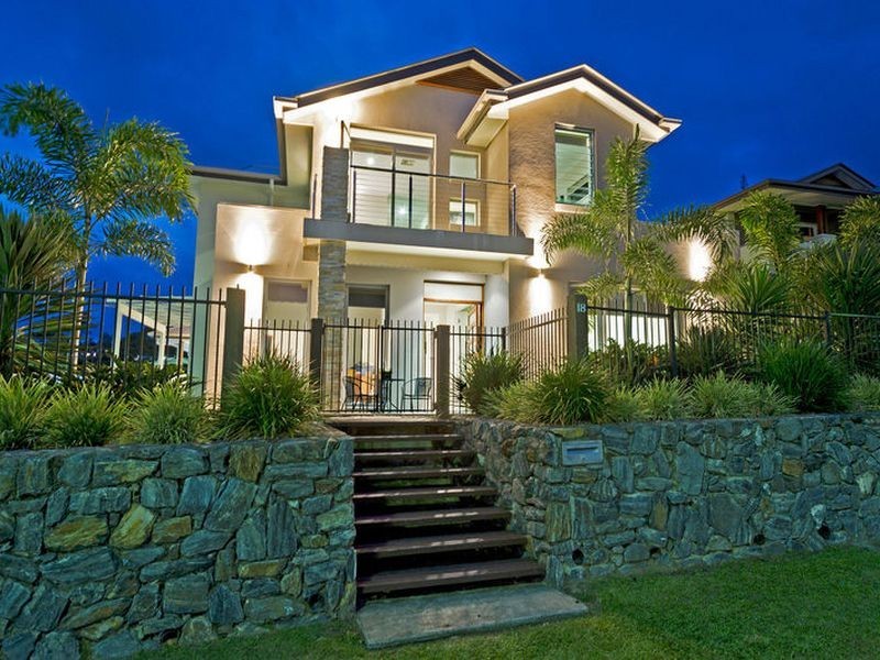 18 Rose Valley Drive, Upper Coomera QLD 4209