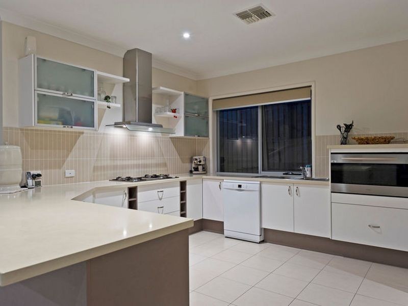 18 Rose Valley Drive, Upper Coomera QLD 4209