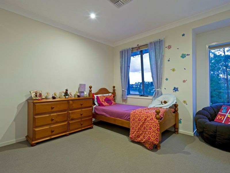 18 Rose Valley Drive, Upper Coomera QLD 4209