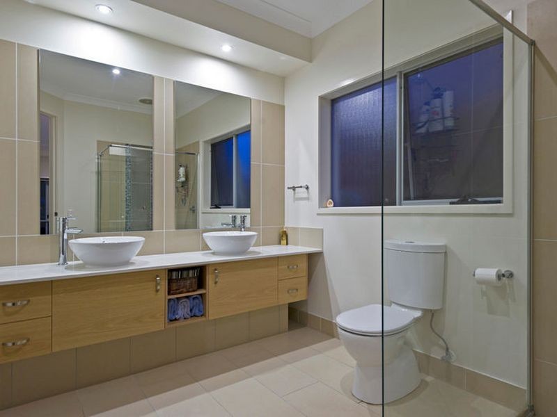 18 Rose Valley Drive, Upper Coomera QLD 4209