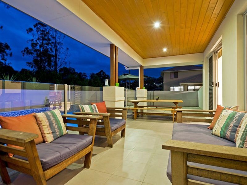 18 Rose Valley Drive, Upper Coomera QLD 4209