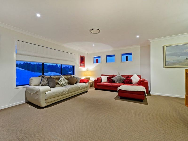 6 Kintail Lane, Coomera Waters QLD 4209