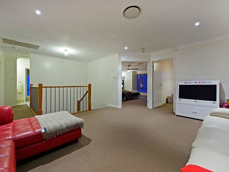 6 Kintail Lane, Coomera Waters QLD 4209