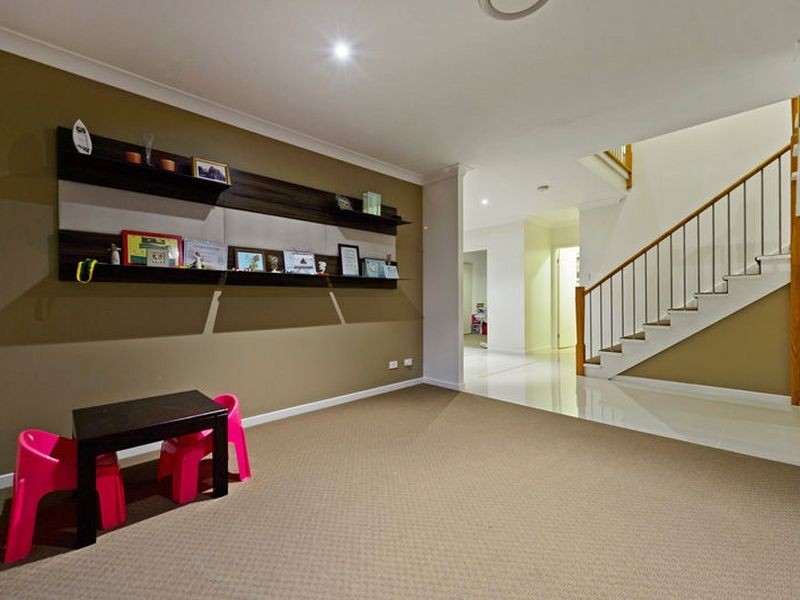 6 Kintail Lane, Coomera Waters QLD 4209