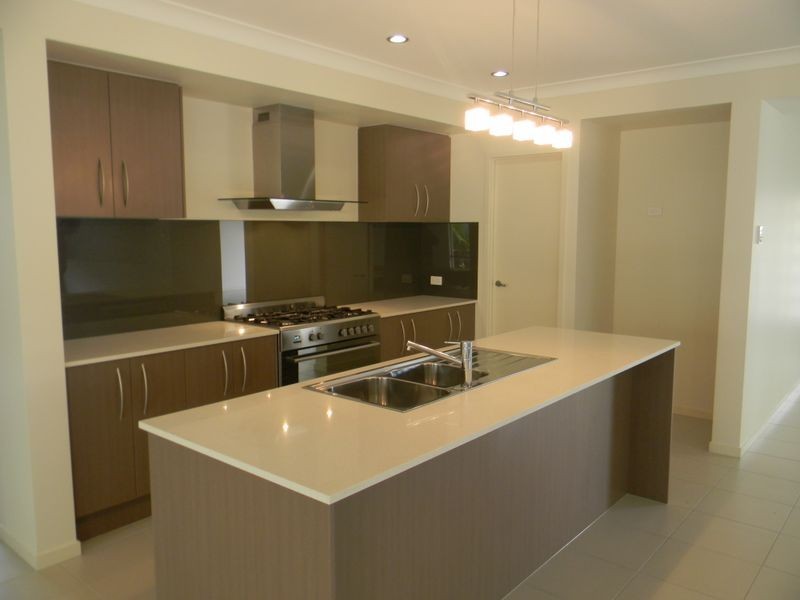 5 Picton Court, Upper Coomera QLD 4209