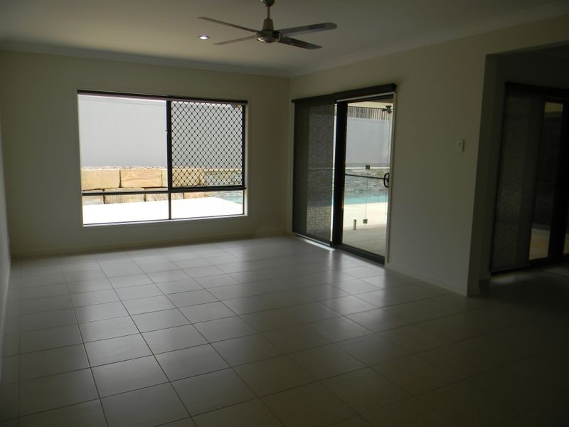 5 Picton Court, Upper Coomera QLD 4209