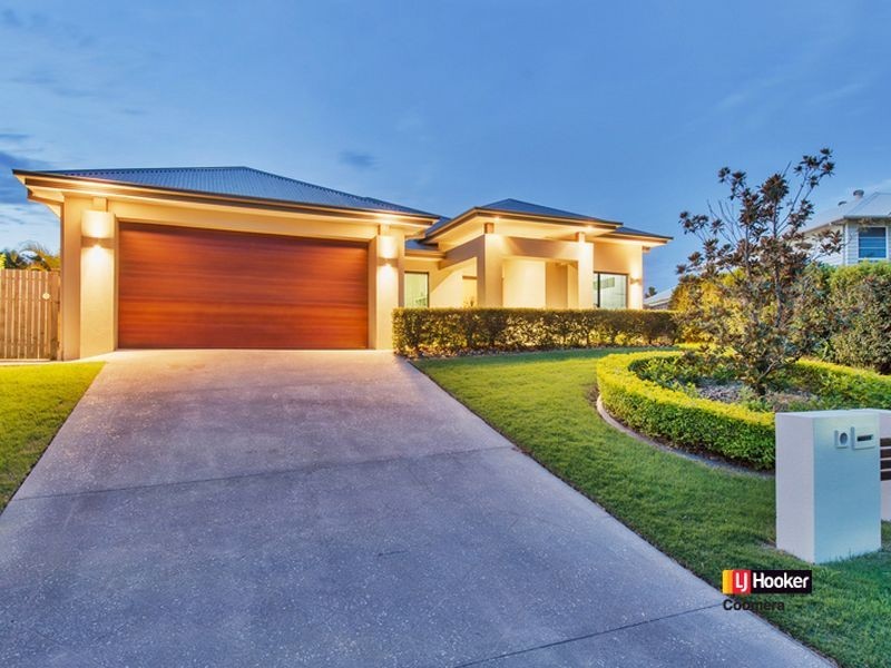 8 Kintail Lane, Coomera Waters QLD 4209