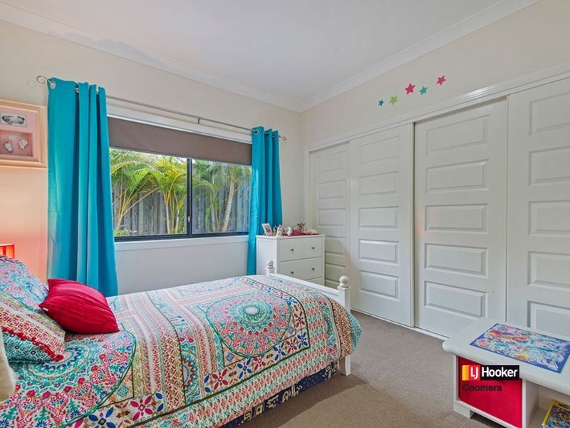 8 Kintail Lane, Coomera Waters QLD 4209