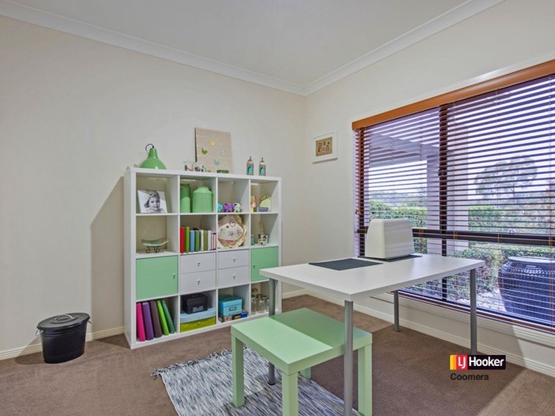 8 Kintail Lane, Coomera Waters QLD 4209