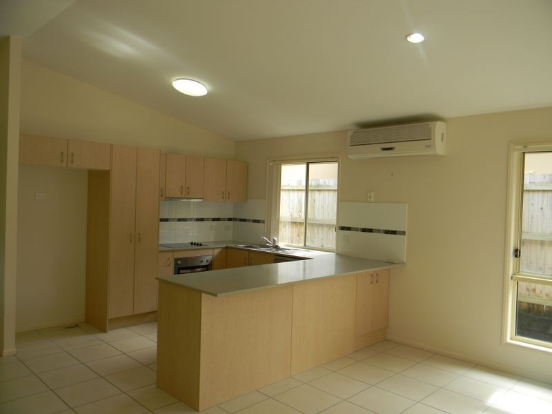 6 Madison Road, Coomera QLD 4209