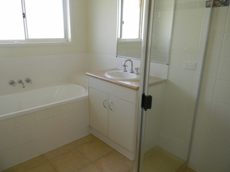 3 Lacy Lane, Upper Coomera QLD 4209