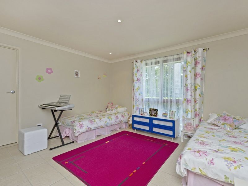 11 Riversdale Road, Oxenford QLD 4210