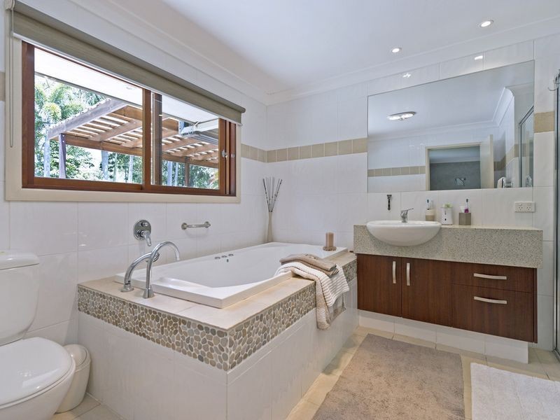 11 Riversdale Road, Oxenford QLD 4210