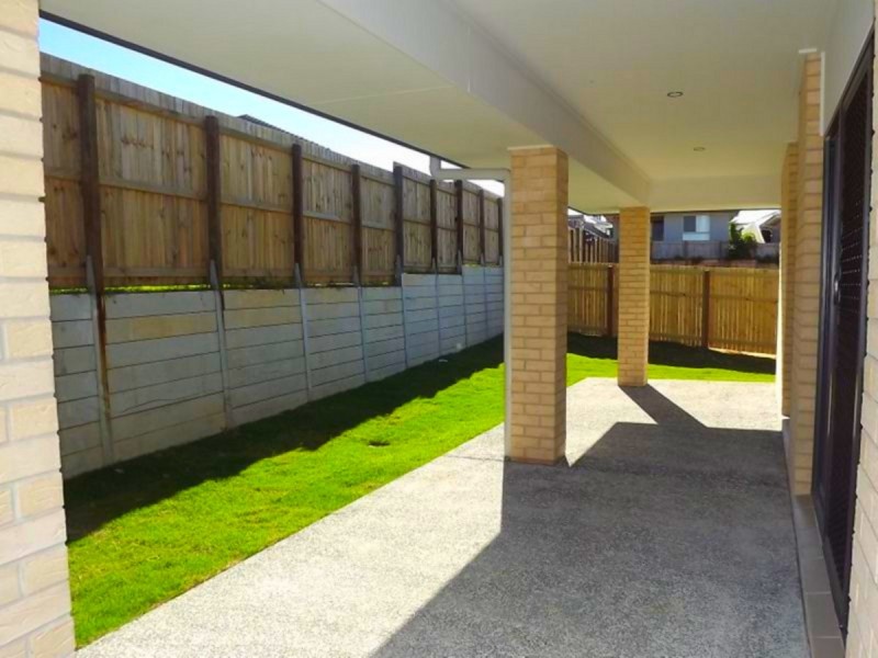 16 Tribeca Circuit, Coomera QLD 4209