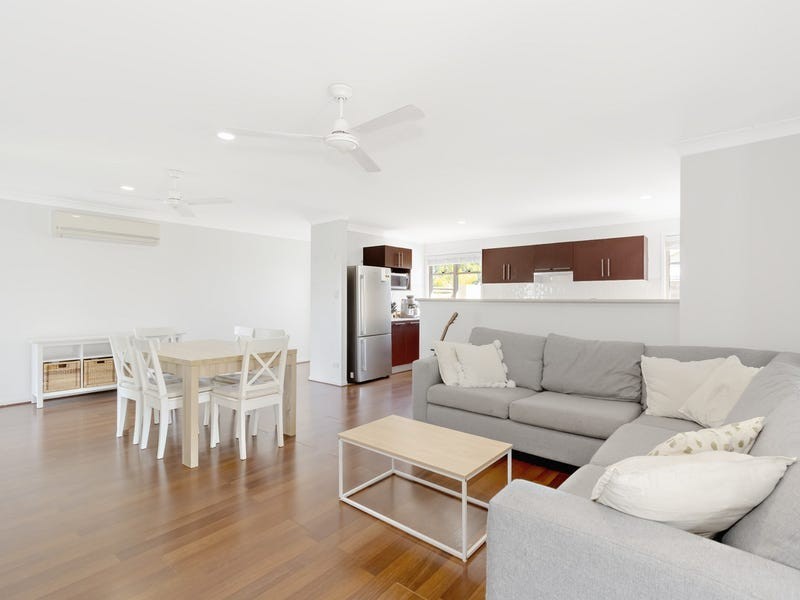 2/21 Fitzpatrick Street, Upper Coomera QLD 4209