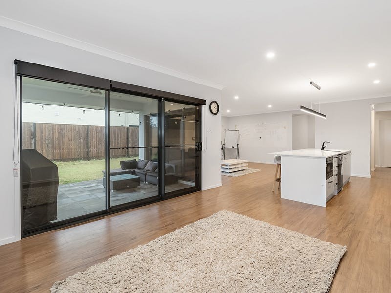 15 Challenger Way, Coomera Waters QLD 4209