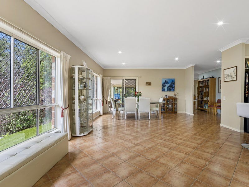 14 Newlands Court, Mount Nathan QLD 4211