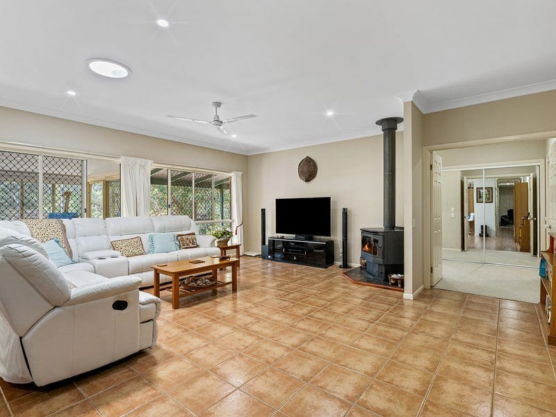 14 Newlands Court, Mount Nathan QLD 4211