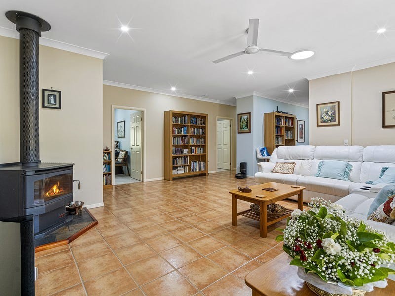 14 Newlands Court, Mount Nathan QLD 4211