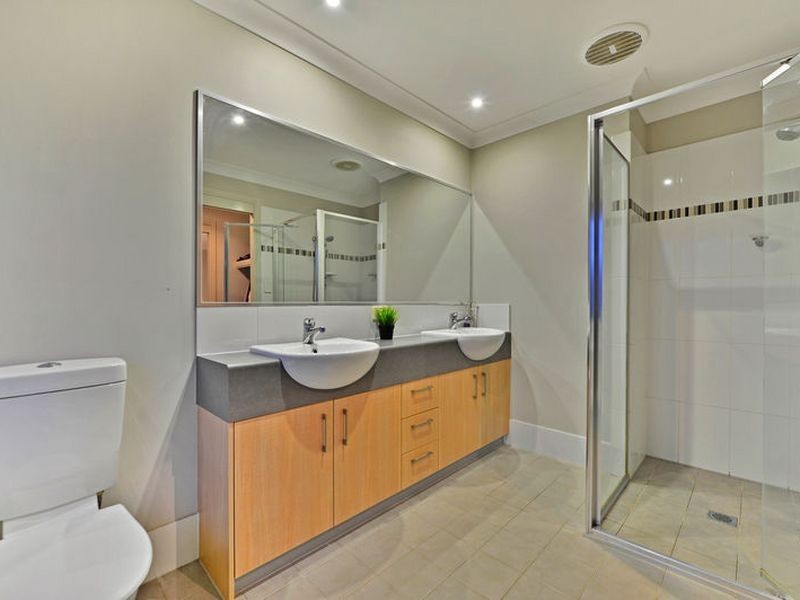 92 Treeline Circuit, Upper Coomera QLD 4209