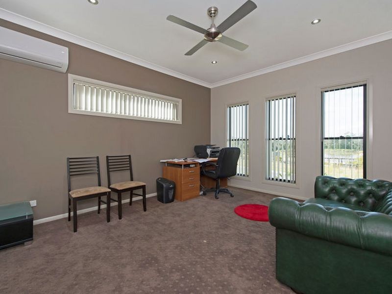 27 Garawarra Crescent, Upper Coomera QLD 4209