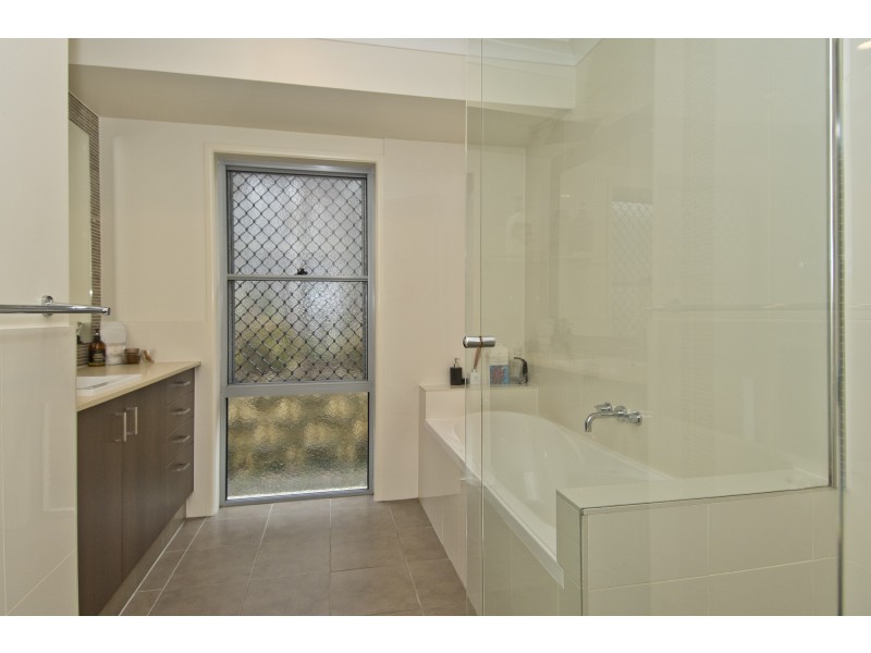 26 Murray Circuit, Upper Coomera QLD 4209