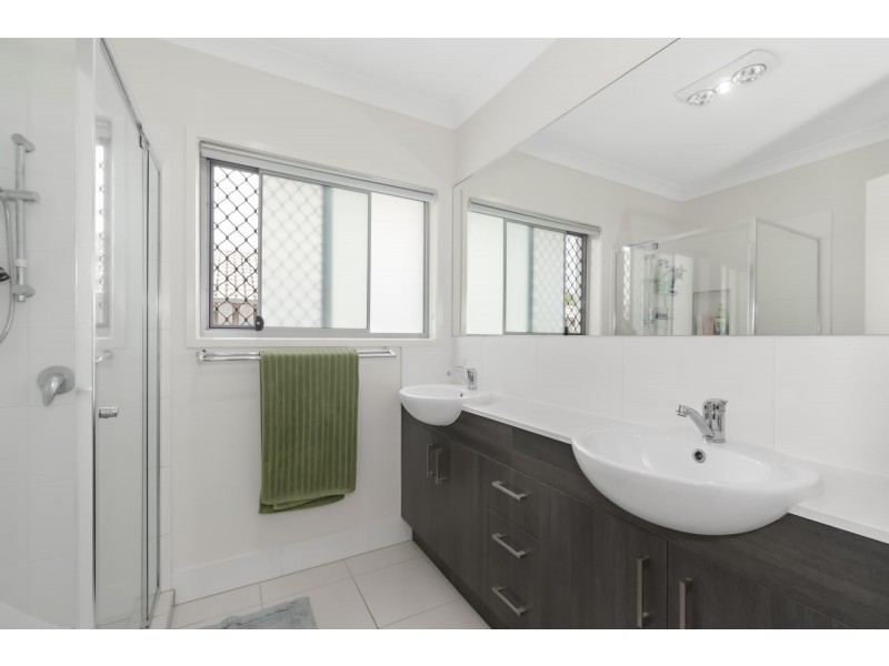 9 Cudmore Street, Pimpama QLD 4209