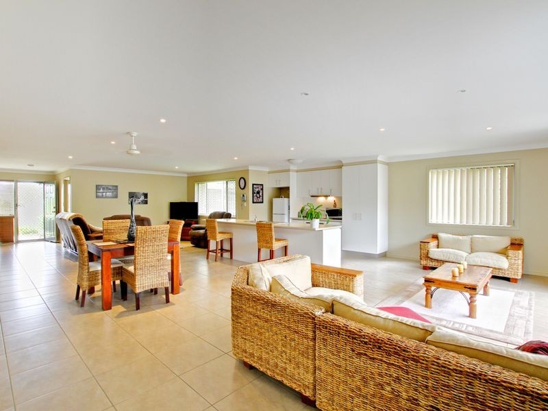 11 Rivercherry Way, Upper Coomera QLD 4209