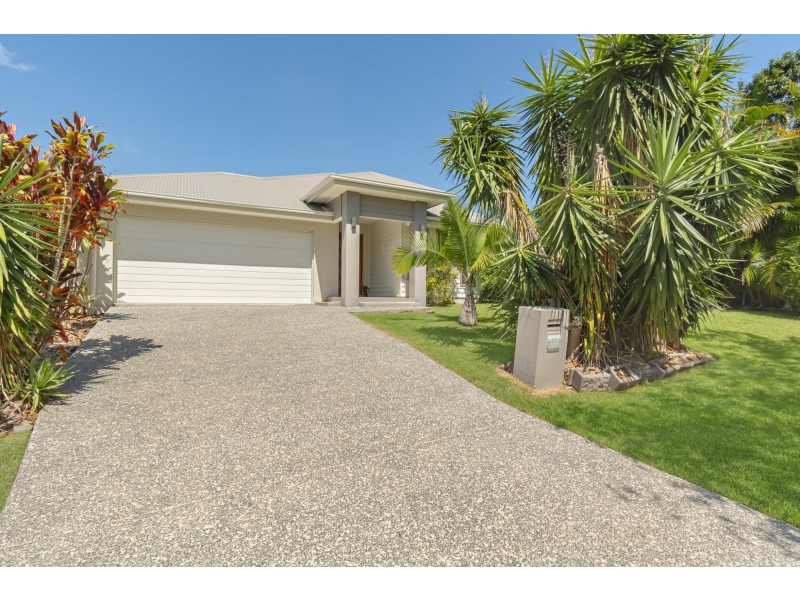 14 Valley Brook Rise, Maudsland QLD 4210