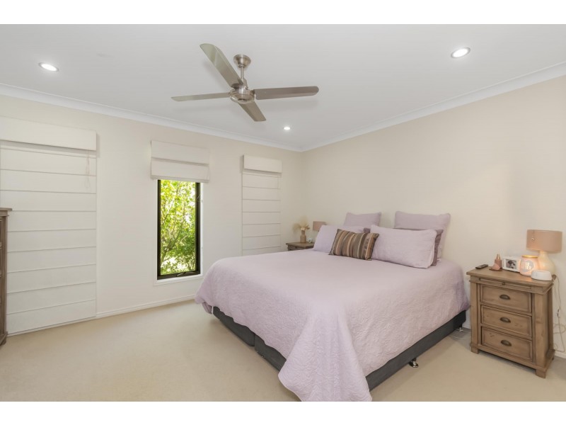 14 Valley Brook Rise, Maudsland QLD 4210