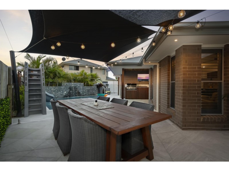 55 Woodrose Circuit, Pimpama QLD 4209