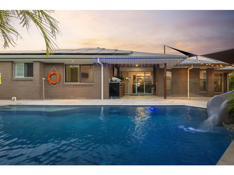 55 Woodrose Circuit, Pimpama QLD 4209