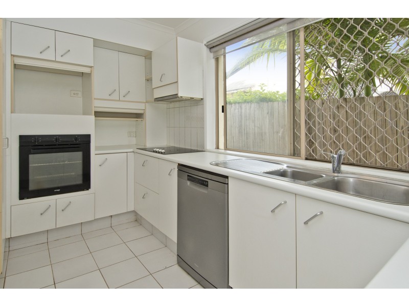 1/30 Stretton Drive, Helensvale QLD 4212